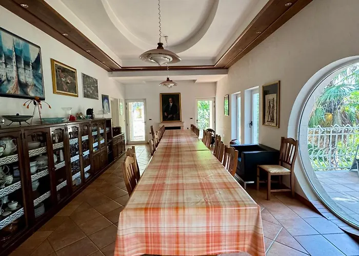 Bozic 公寓 维帕瓦